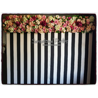 Photo Wall - Pin Stripe Floral Wall